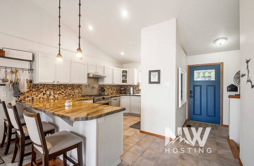 Coeur d'Alene House | Rockford Bay Escape; Dock, stunning views and lake access.