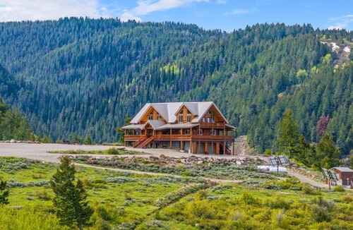 Madison County House | Rocky Mountain Elk Ranch | 3,000 Acres w/ATV Trails, Range, Fishing +