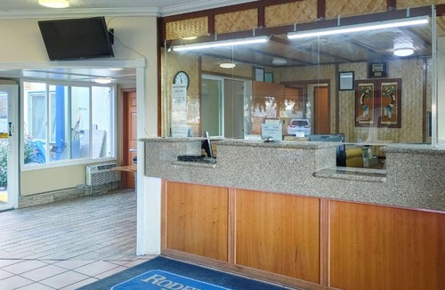 SeaTac Hotel | Rodeway Inn Seattle Airport