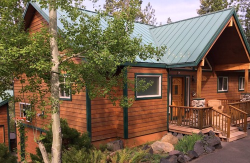 Crescent House | Romantic Mountain Home 5-10 miles from numerous lakes. Family reunion spot.