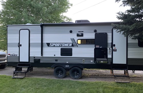Sugar City House | Roomy camper in quiet neighborhood!