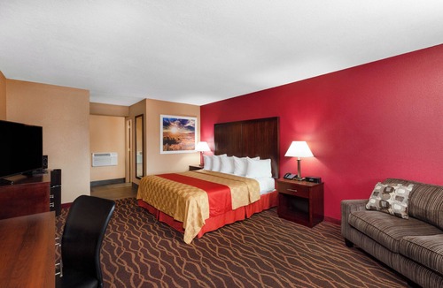 Roseburg Hotel | Rosewood Inn and Suites