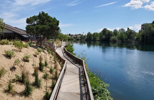 Logan Hotel | Ruby River Hotel