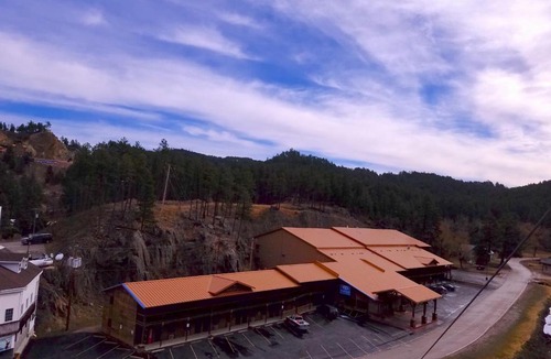 Keystone Hotel | Rushmore Express & Suites