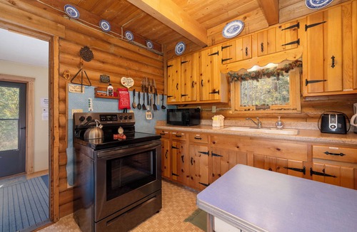 Winter Park Cabin | Rustic cabin, mt views, 3 bedrooms and open floor plan
