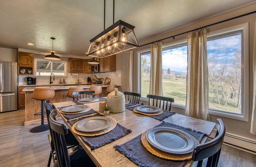Hamilton House | Rustic escape at Tamarack Ranch! Mountain View home in the Bitterroot Valley!