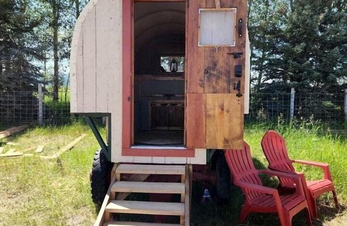 Tetonia House | Rustic Glamping Wagons with Teton Views on Working Ranch near Tetonia, Idaho