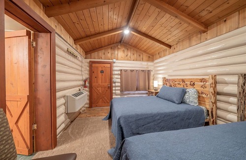 Ashton Cabin | Rustic Log Cabin for Four Close to Mesa Falls in Ashton, Idaho