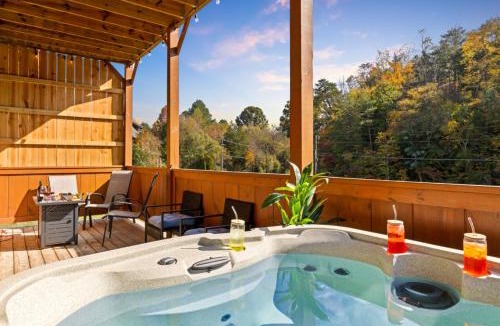 Sevierville Ski Chalet | Rustic Mountain Retreat by Ghosal Luxury Lodging