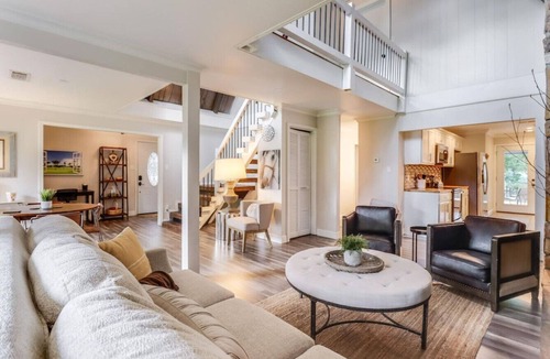 Diamondhead House | Rustic Oaks -Golf Cabin