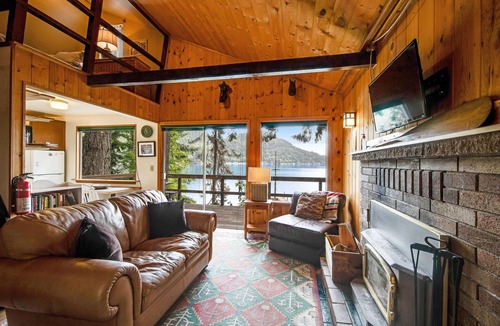Port Angeles House | Rustic, off-the-grid lakefront home with private dock & woodstove - dog-friendly