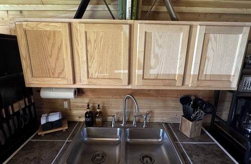 Escanaba Cabin | Rustic tiny cabin-WiFi & power, close to beach, boat launch, lighthouse, trails
