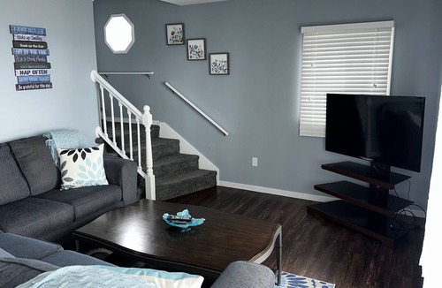 Au Gres House | S'more Beach sleeps up to 15 people located on Lake Huron Sandy beach!