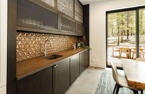 Sunriver House | Sable Rock Retreat- Modern Luxury w/5 beds, 6 ba, spa, sauna, 2nd living room.