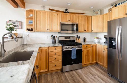 Saddle Ridge Apartment | Saddle Ridge D3