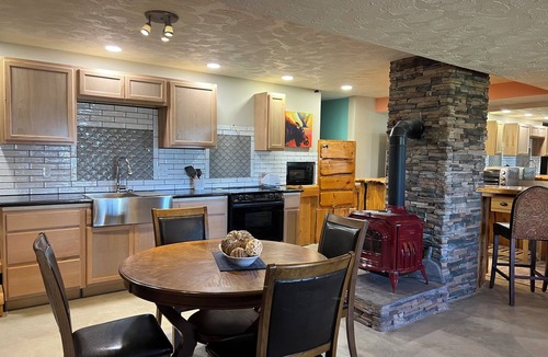 Rexburg House | Salem Pines lost Moose lodge Charming 3-bedroom downstairs suite with AC, WiFi.