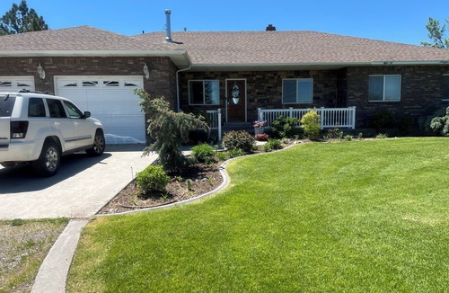 Rexburg House | Salem Pines lost Moose lodge Charming 3-bedroom downstairs suite with AC, WiFi.