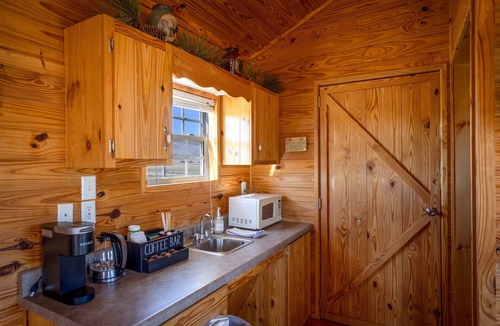 Livingston Cabin | Salmonfly Cabin