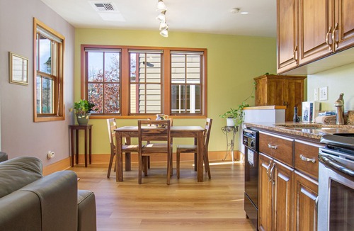Friday Harbor Condo | San Juan Suites -Valley Farm! Pet Friendly!