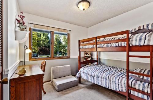 Ponder Point House | Sandpoint Paradise