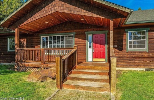 Comeback Bay Cabin | Sandpoint, Pend Oreille Fantastic Getaway with Launch privileges, BRING THE BOAT