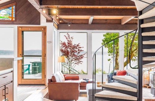 Langley House | Saratoga Vista by AvantStay