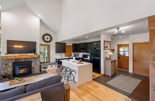 Tamarack Resort House | Sasquatch Ski Haus|Exclusive Tamarack Perks