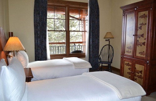 Wilson Resort | Save 50% - Luxurious 3 Bedroom Condo at The Teton Club, right in Teton Village