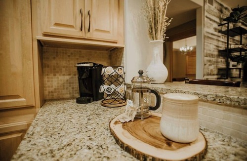 Coeur d'Alene House | Savor Dining & Leisure at Montagne Moderne Retreat