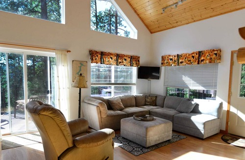Coeur d'Alene House | Scenic Bay Retreat | Family Escape W/ Great Views