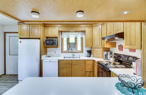 Rexford House | Scenic Kootenai Forest Home w/Outdoor Living Area