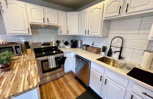 Sellwood-Moreland Apartment | SE Portland/Sellwood good Neighborhood