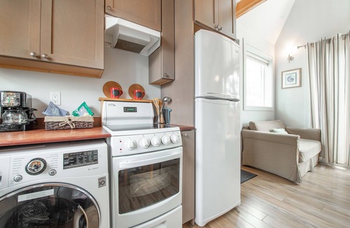 Ocean Shores Cottage | Sea Breeze Cottages