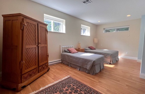 Point Roberts House | Sea to Sky Palace - Monthly rentals in off season, see description for details