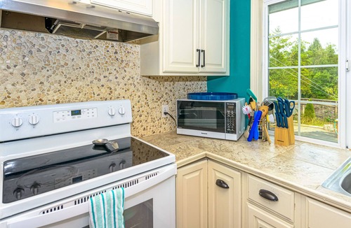 Grayland House | Seabreeze Captain Mikes Snug Harbor