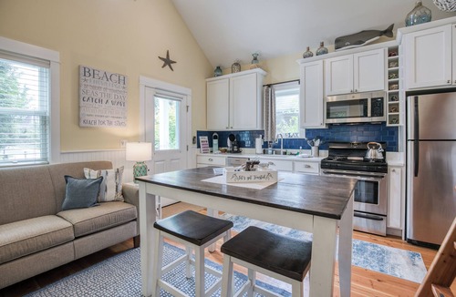 Seabrook Cabin | Seabrook Cabin - 10 minute Walk to Town, Private Hot Tub & Yard, Dog Friendly