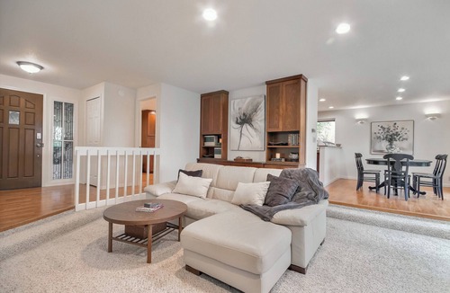 Union Hill-Novelty Hill House | Secluded 4b Home + 5ac of Serene Nature in Redmond