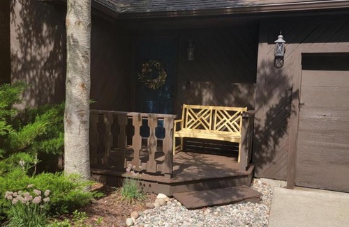 Harrison Ski Chalet | Secluded Chalet