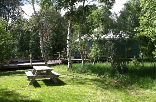 Arco House | Secluded Champagne Yurts