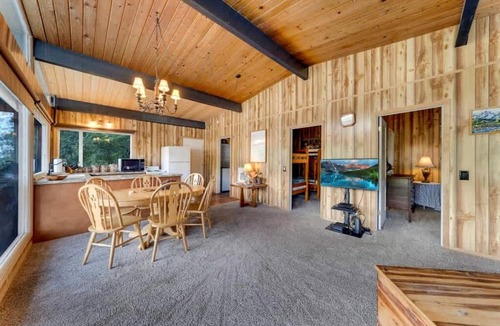 Coeur d'Alene Cabin | Secluded, Rustic Lakefront Home, Nestled on the Peaceful Shores of Lake Coeur d’Alene, Idaho