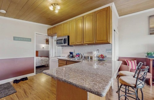 Copalis Beach Condo | Serene coastal oceanfront condo with shared hot tub & beach trail access