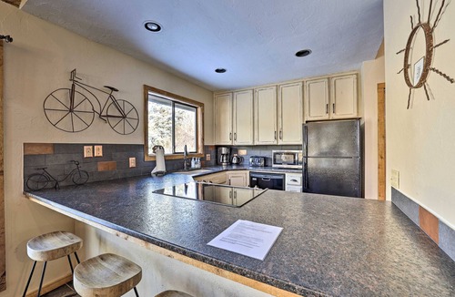 Twin Creeks House | Serene Ski Retreat w/Elkhorn in SV amenity pass!