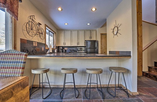 Twin Creeks House | Serene Ski Retreat w/Elkhorn in SV amenity pass!