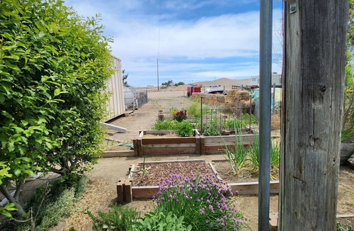 Murphy House | Serene two bedroom mobile home with AC in Murphy, ID. Outdoor recreation galore!