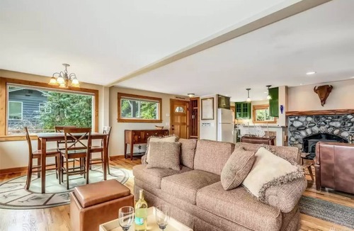 Greenbank House | Serenity Pines by AvantStay | Incredible Views