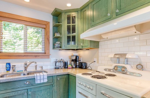 Greenbank House | Serenity Pines - Waterfront | Fireplace