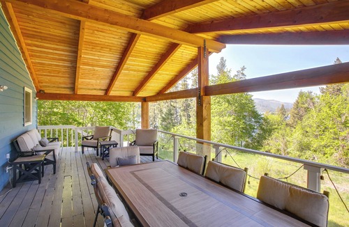 Spirit Lake House | Silverwood Theme Park + Spirit Lake Retreat