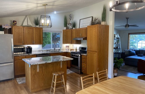 Sunnyslope House | Single Level, Modern, and Clean 3 Bedroom 2 Bath Park Like Property