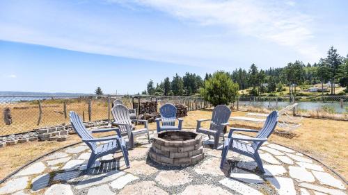 Coupeville House | Sisters by the Sound by AvantStay