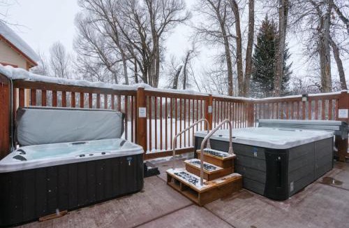 Driggs House | Ski Chair Hot Tubs & Targhee Fun